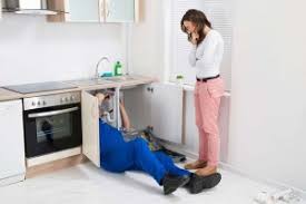 garbage disposal leaks